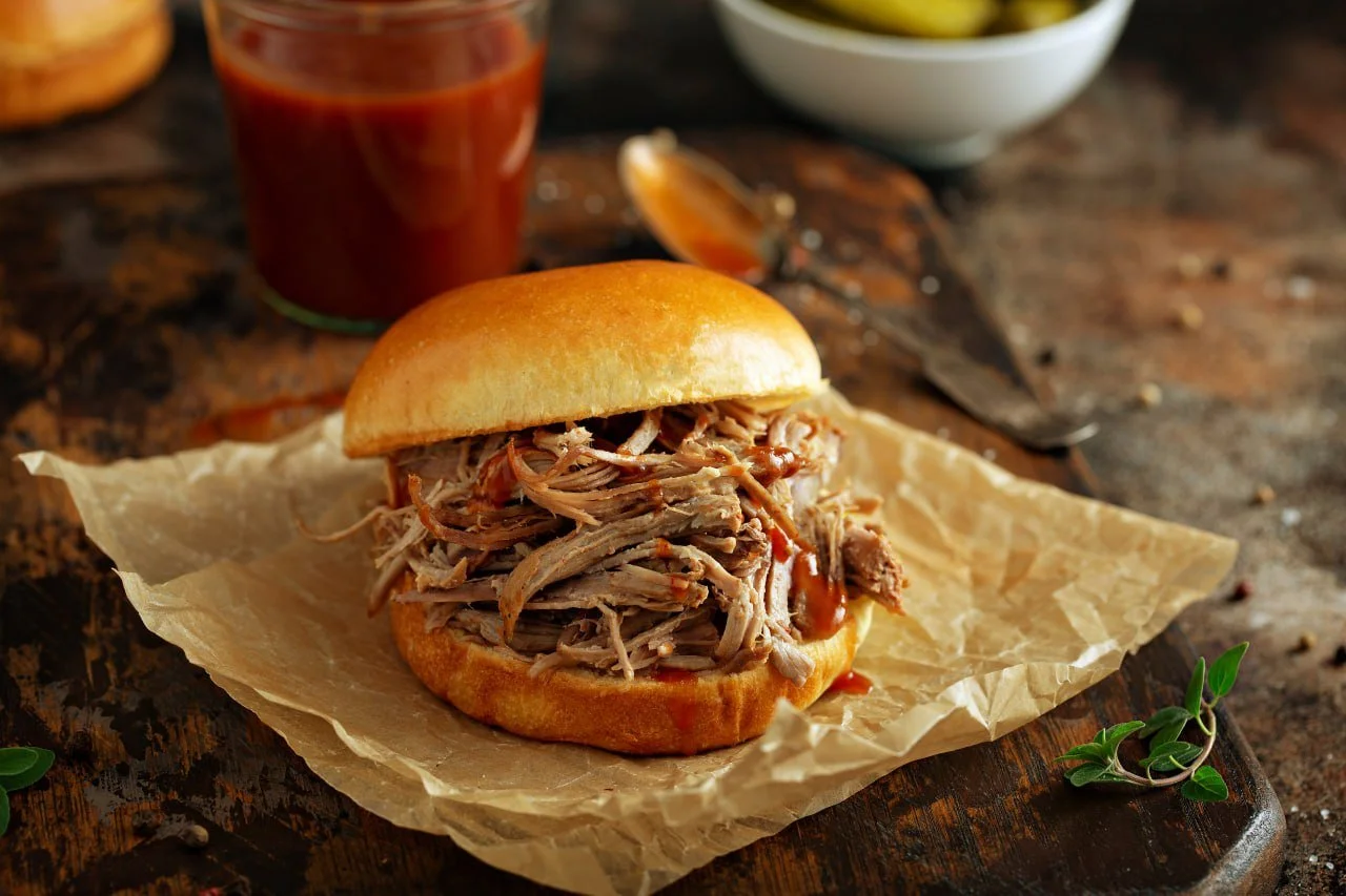 BBQ+pulled+pork+roll BBQ+pulled+pork+roll